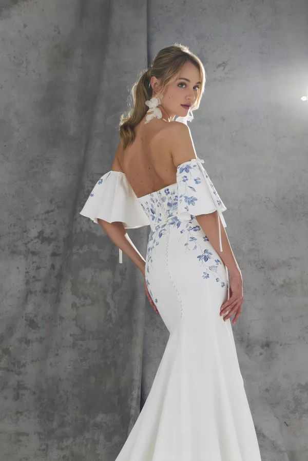 Antonella by House of Savin