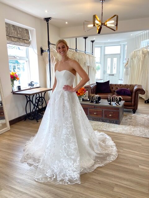 Fia by House of Savin